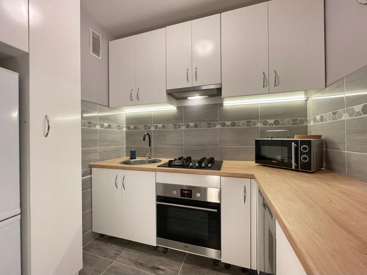Apartament Przy Atrium, Stacja Metra Rondo Onz 바르샤바 외부 사진